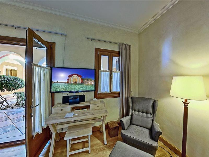 Villa Veneziano Suites & Villa نيدري المظهر الخارجي الصورة