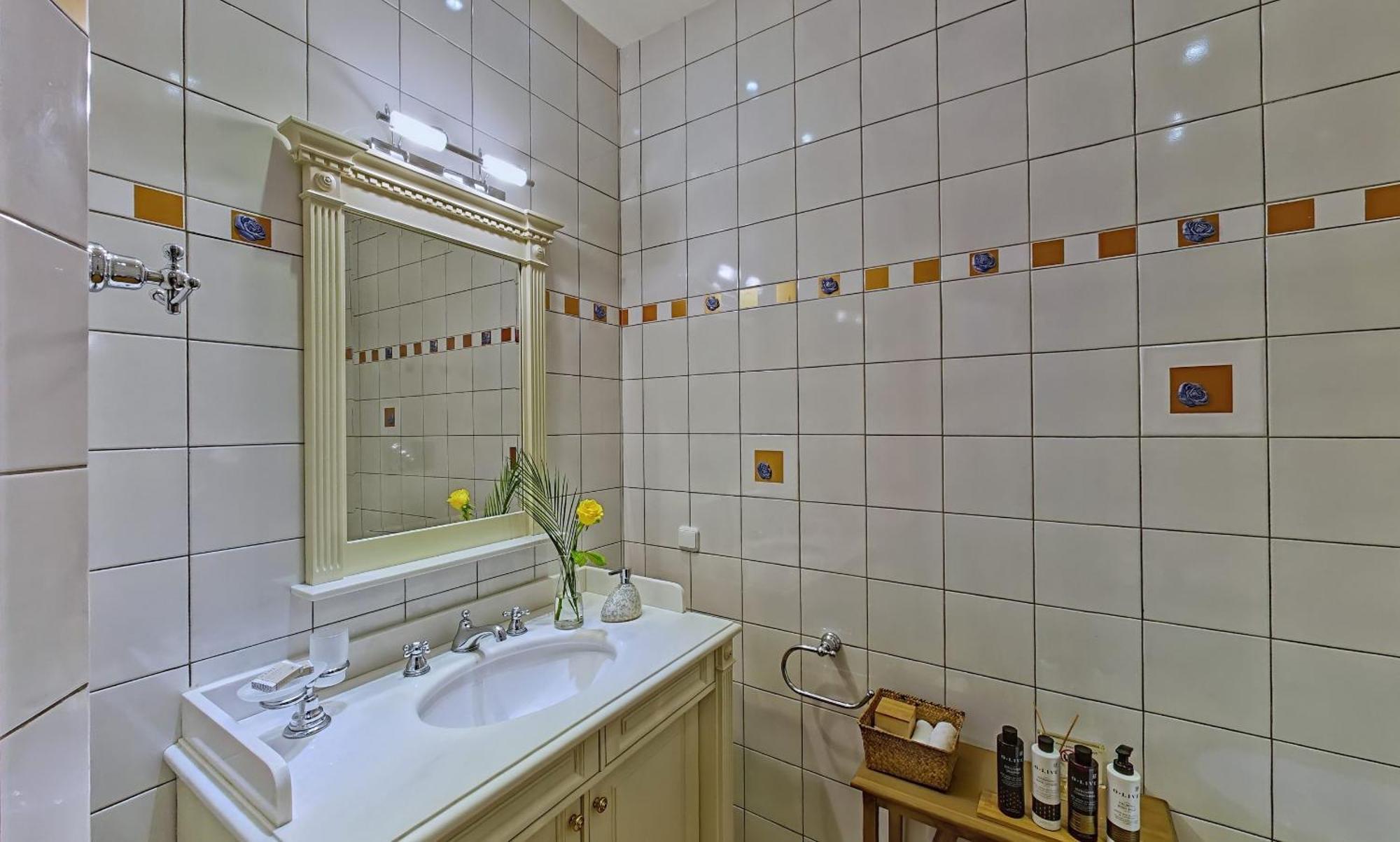 Villa Veneziano Suites & Villa نيدري المظهر الخارجي الصورة