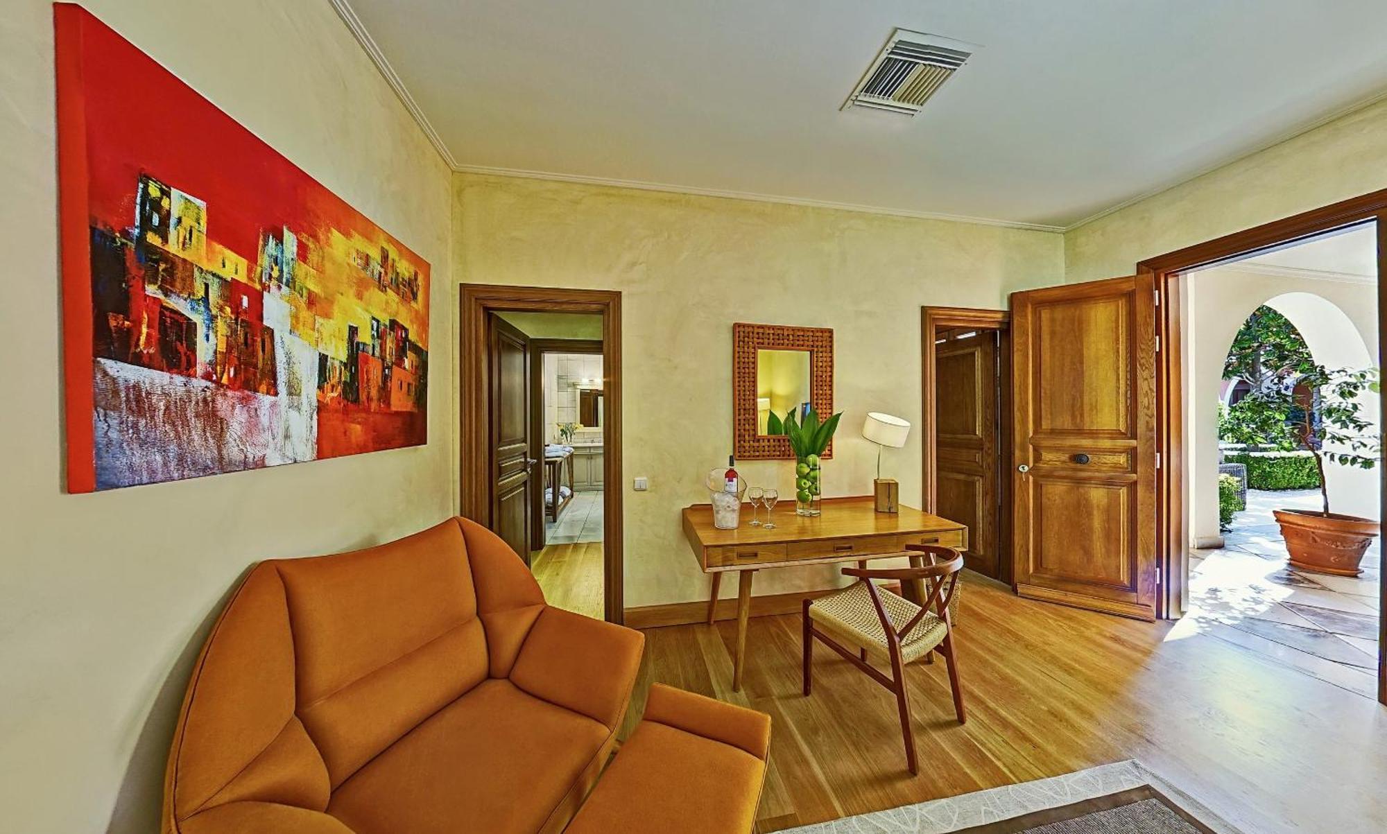 Villa Veneziano Suites & Villa نيدري المظهر الخارجي الصورة
