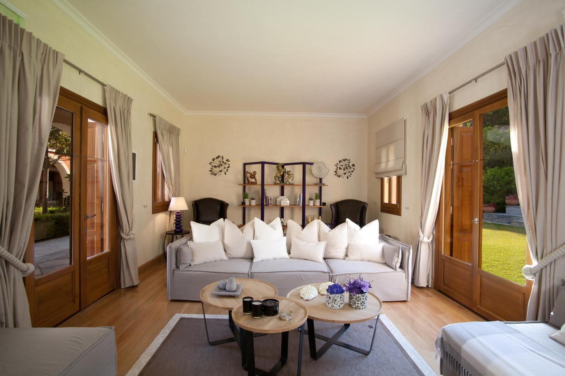 Villa Veneziano Suites & Villa نيدري المظهر الخارجي الصورة