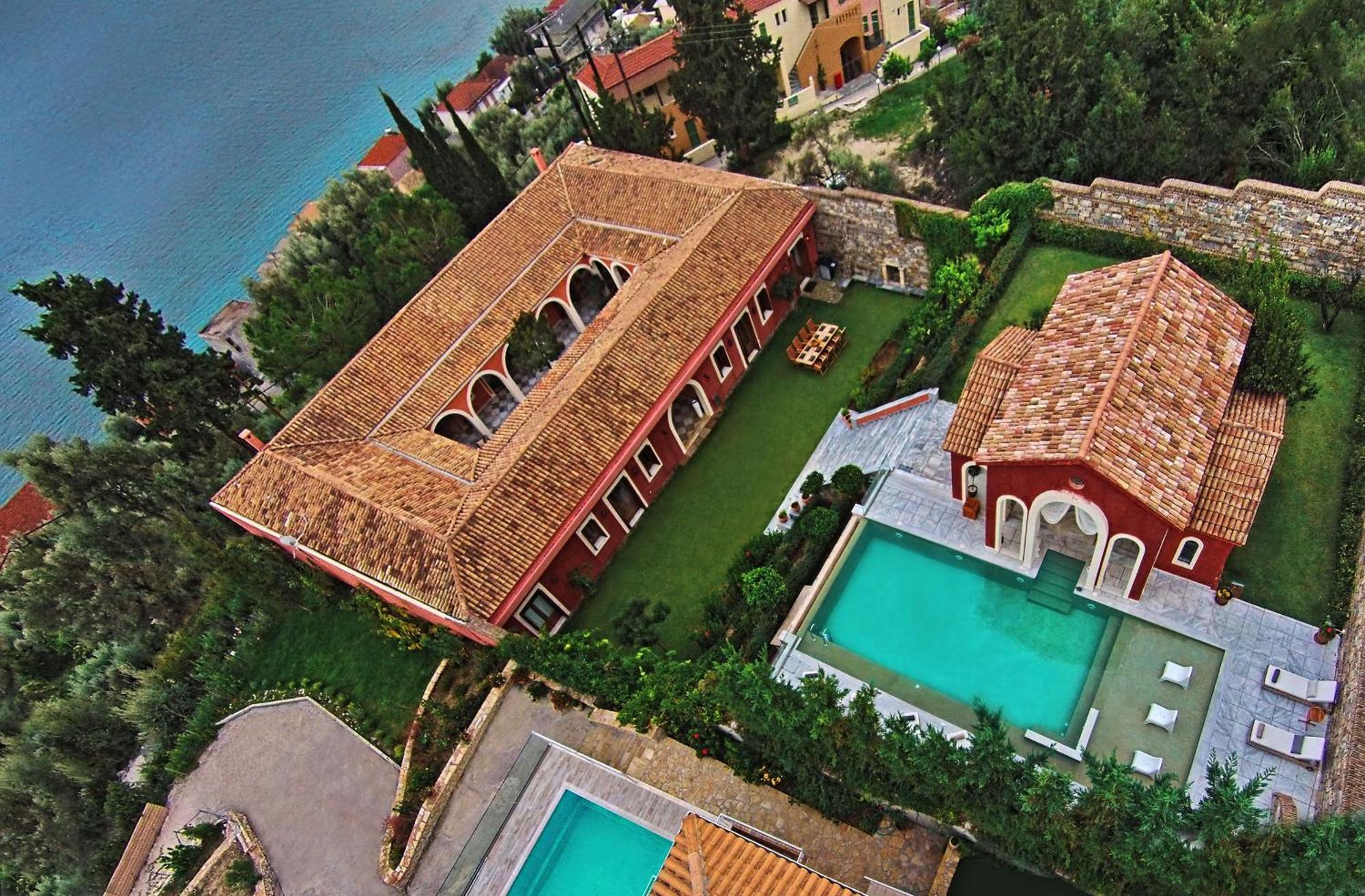Villa Veneziano Suites & Villa نيدري المظهر الخارجي الصورة