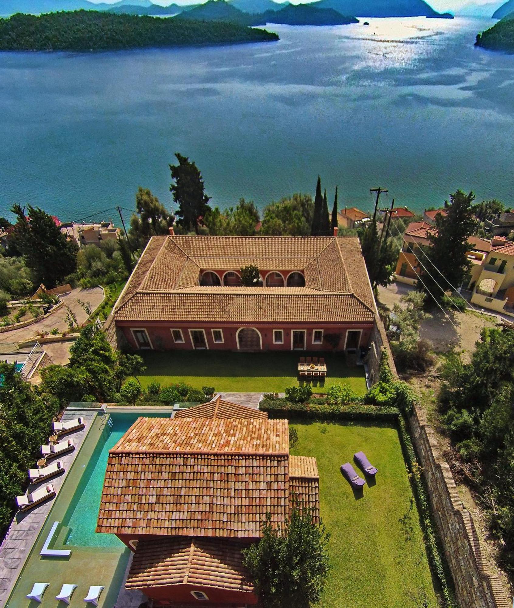 Villa Veneziano Suites & Villa نيدري المظهر الخارجي الصورة