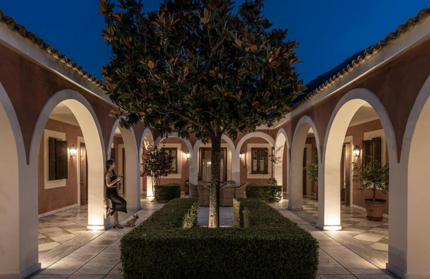 Villa Veneziano Suites & Villa نيدري المظهر الخارجي الصورة