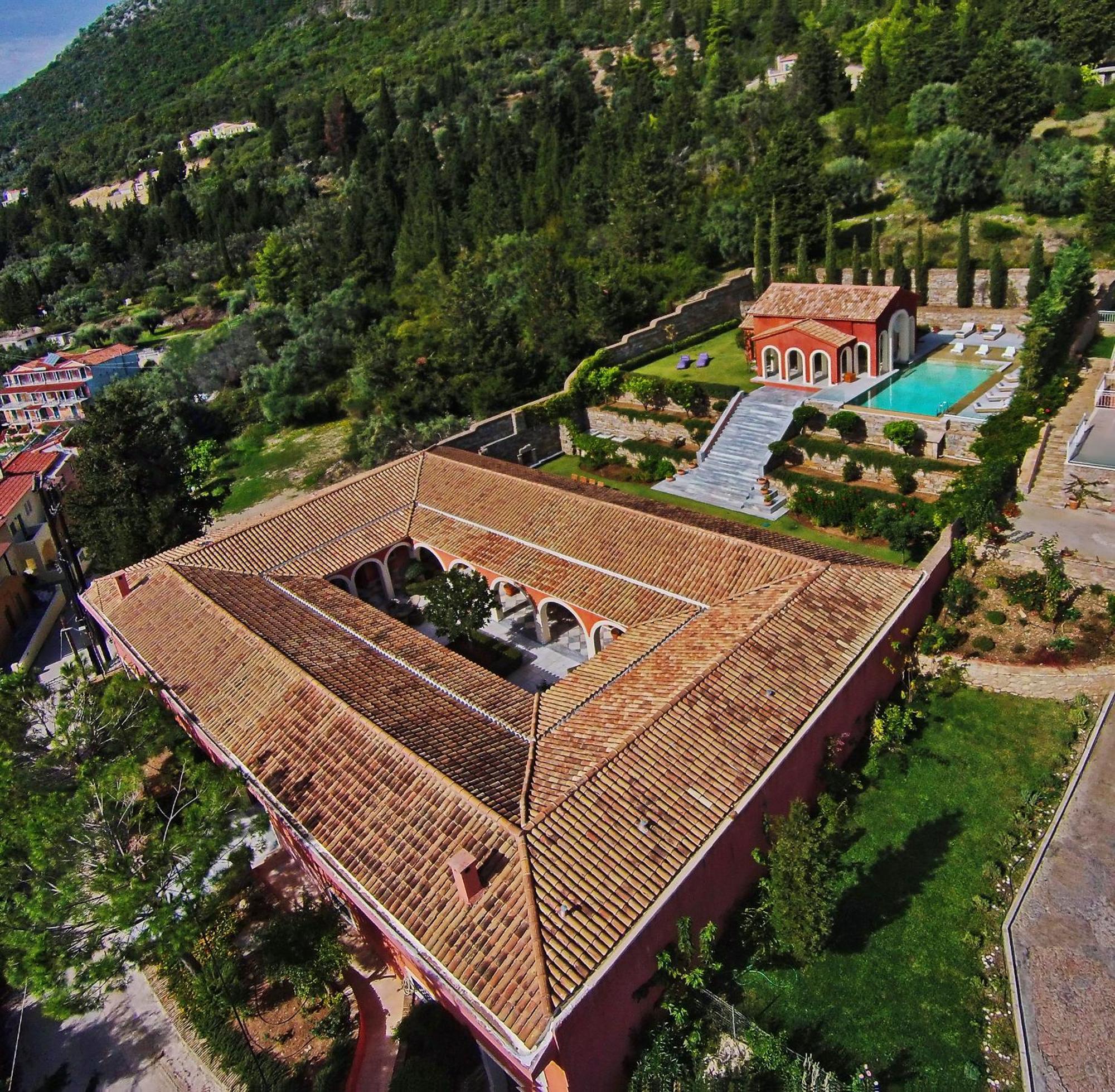 Villa Veneziano Suites & Villa نيدري المظهر الخارجي الصورة