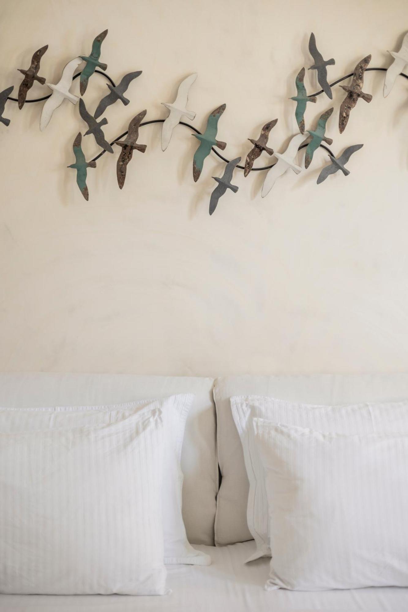 Villa Veneziano Suites & Villa نيدري الغرفة الصورة